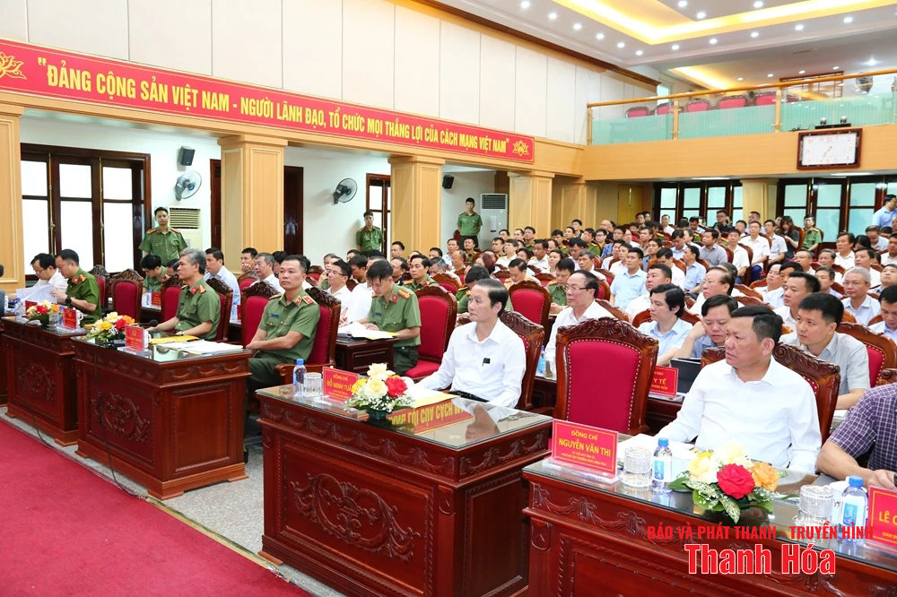 Đối thoại, lắng nghe ý kiến của cá cược bóng đá m88 doanh nghiệp về công tác bảo đảm an ninh trật tự