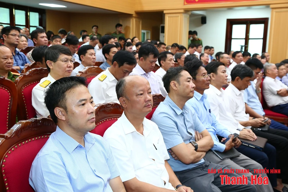 Đối thoại, lắng nghe ý kiến của cá cược bóng đá m88 doanh nghiệp về công tác bảo đảm an ninh trật tự