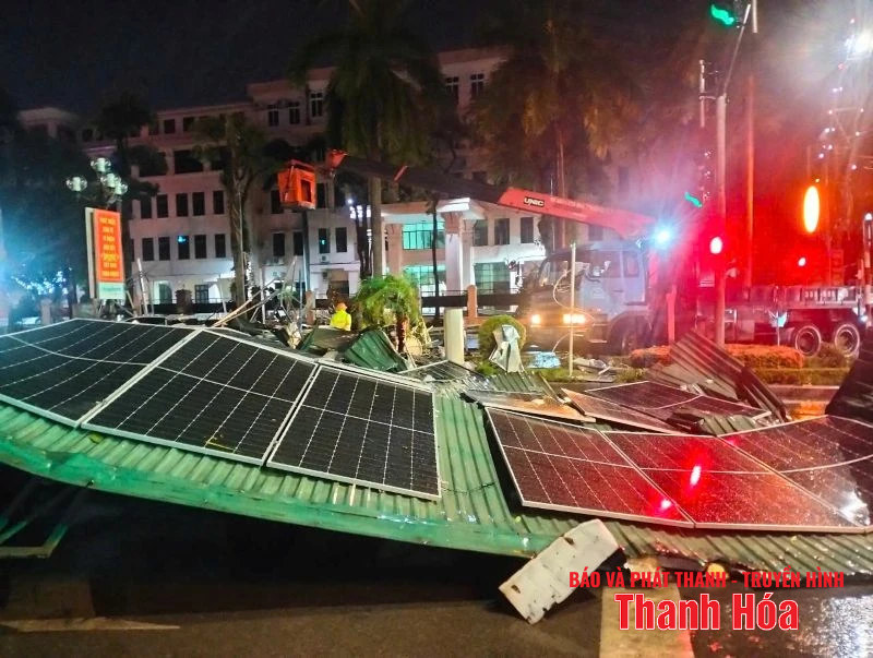 Lực lượng chức năng ứng cứu kịp thời, xử lý sự cố giao m88 cá cược thể thao trực tuyến tê liệt do mưa dông