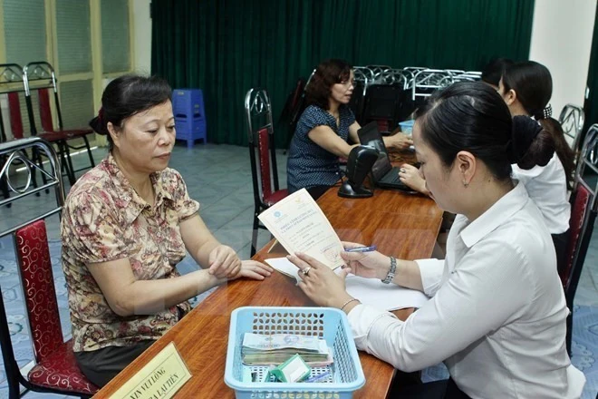 Hướng dẫn thủ tục để nhận trợ cấp hưu trí xã hội với người từ 75 tuổi trở lên