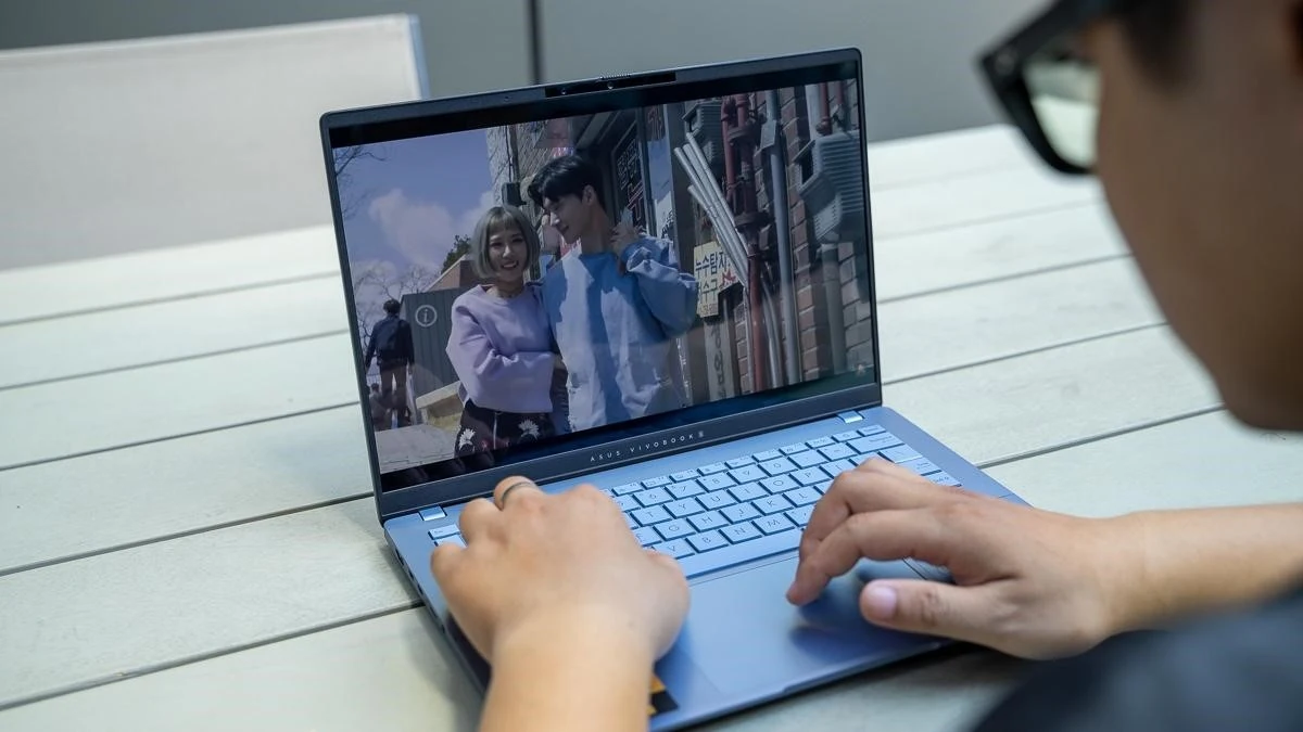 Asus Vivobook vs Dell Inspiron cuộc đua từ hiệu năng đến thiết kế