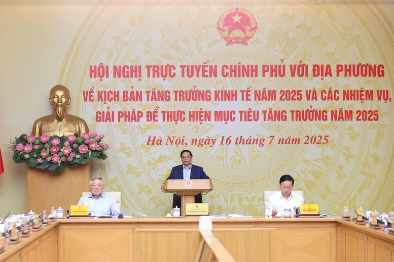Thủ tướng Chính phủ: Phấn đấu tăng trưởng kinh tế năm 2025 từ 8,3-8,5%