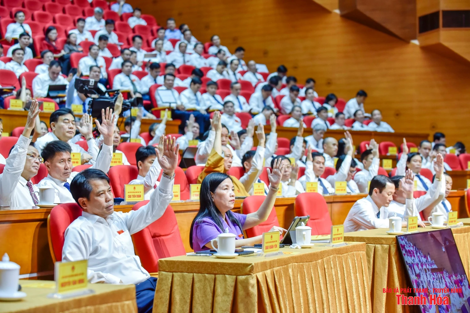 Phát huy truyền thống, vượt qua khó khăn, hoàn thành và hoàn thành vượt mức mục tiêu năm 2025 và cả nhiệm kỳ 2020-2025<sup>(*)</sup>