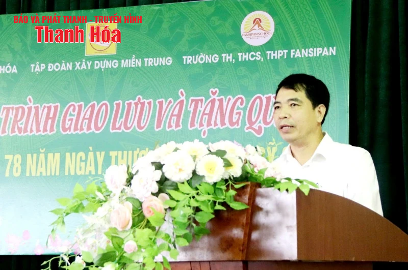 Trao tặng 112 suất quà tri ân cựu m88 the thao niên xung phong