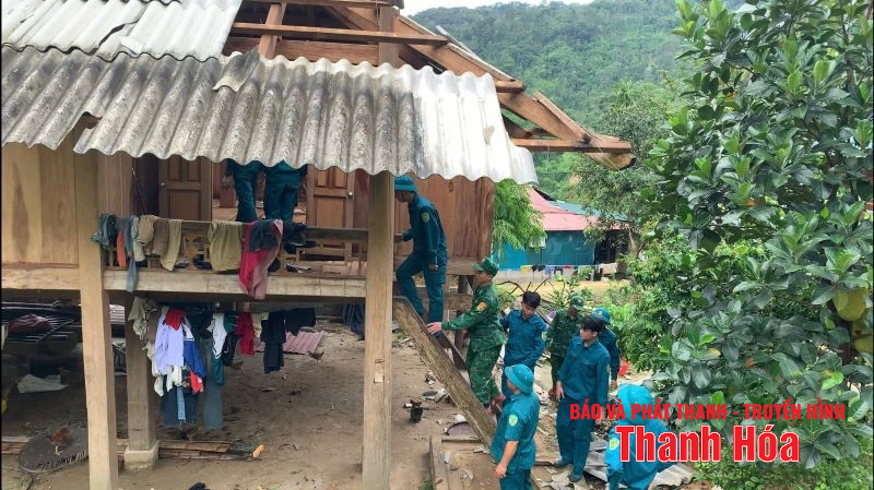 Các lực lượng quân sự, biên phòng hỗ trợ Nhân dân trước khi bão đổ bộ