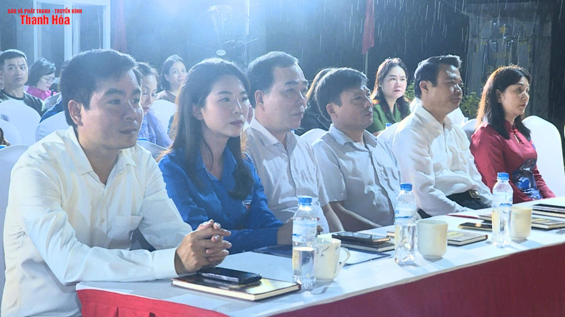 Lễ cầu siêu, thắp nến tri ân các Anh hùng liệt sĩ tại Nghĩa trang liệt sĩ Hàm Rồng
