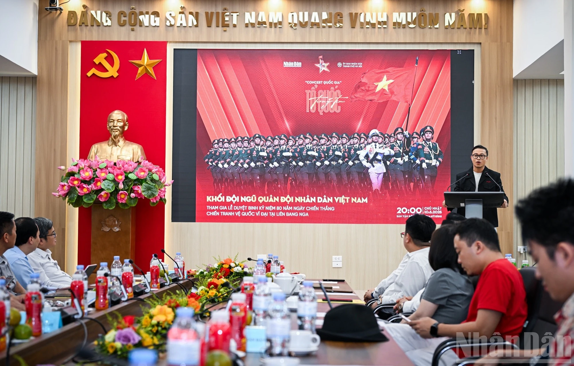 Bật mí những thông tin hấp dẫn về chương trình nghệ thuật chính luận Tổ quốc trong tim
