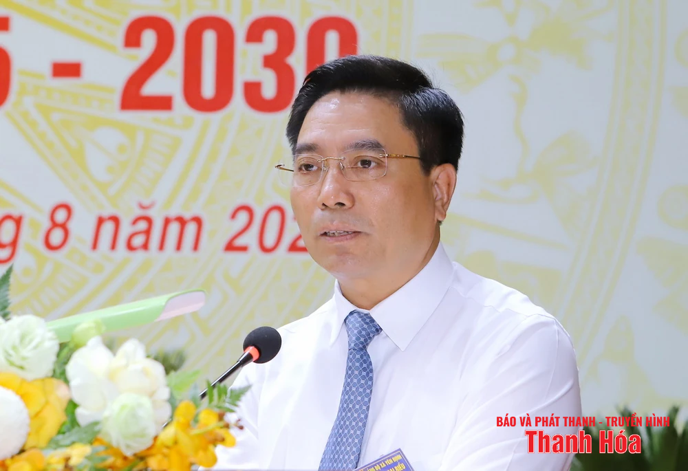 Bí thư Tỉnh ủy Nguyễn Doãn Anh: Đảng bộ xã Yên Định cần làm mới các động lực tăng trưởng truyền thống, thúc đẩy các động lực tăng trưởng mới