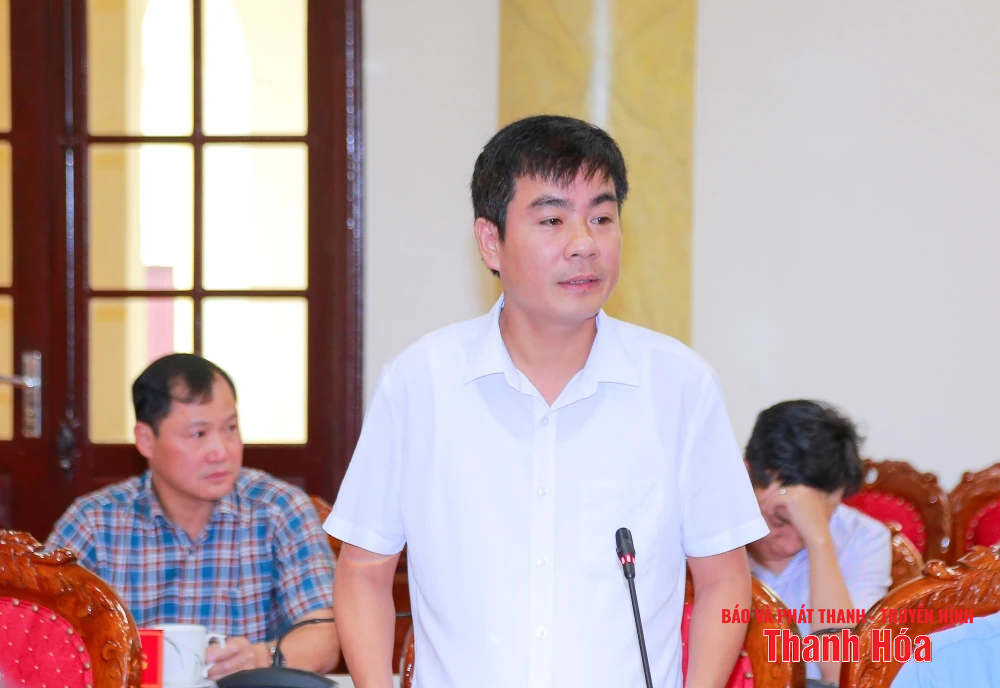 Phó Bí thư Tỉnh ủy Trịnh Tuấn sinh chủ trì hội nghị về công tác chuẩn bị Đại hội Đảng bộ các phường