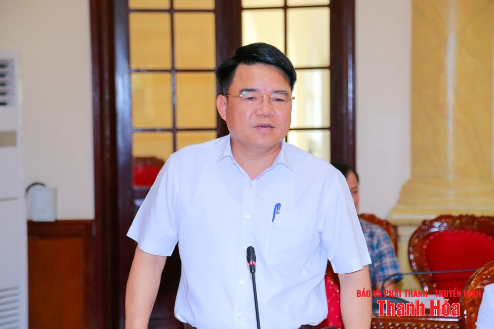 Phó Bí thư Tỉnh ủy Trịnh Tuấn sinh chủ trì hội nghị về công tác chuẩn bị Đại hội Đảng bộ các phường