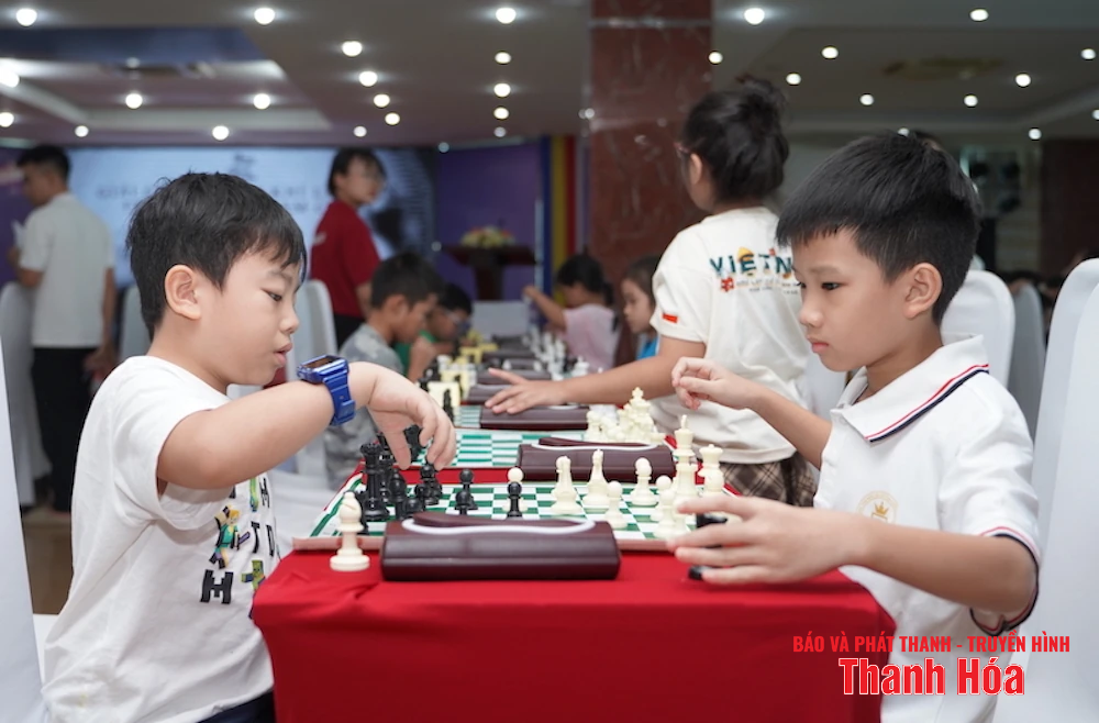 300 vận động viên nhí tranh tài tại Giải cờ vua Hào khí Lam Sơn lần thứ 2