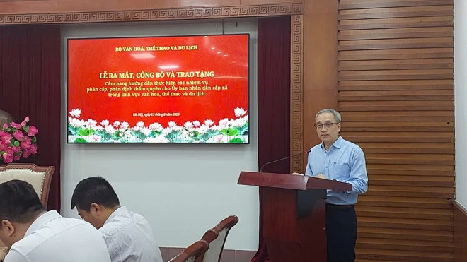 Cẩm nang hướng dẫn UBND cấp xã thực hiện nhiệm vụ văn hóa, thể thao và du lịch