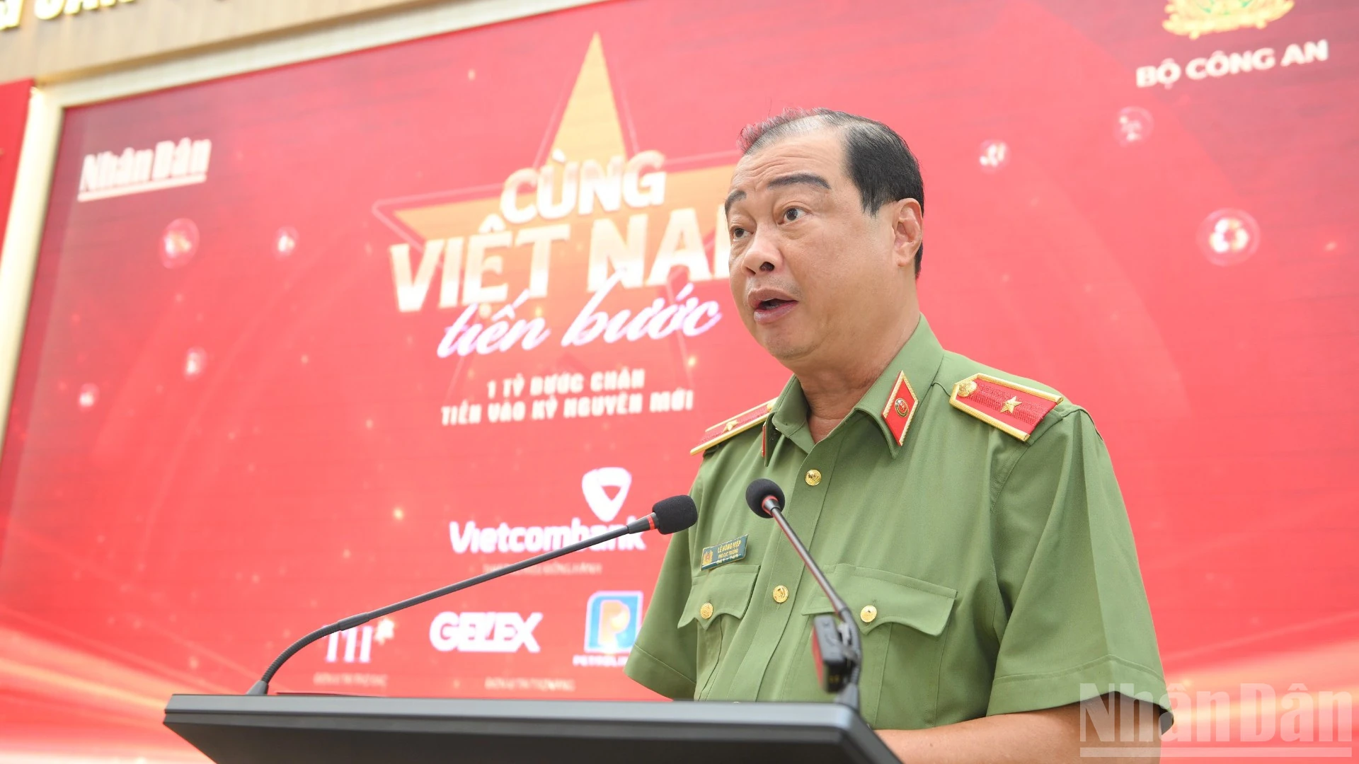 “Cùng Việt Nam tiến bước”: Lan tỏa những giá trị chưa từng có tiền lệ
