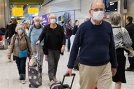 Soán ngôi Heathrow, Charles de Gaulle là sân bay bận rộn nhất châu Âu