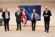 Gập gềnh đường về đích của thỏa thuận thương mại hậu Brexit