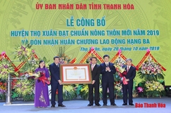 Huyện Thọ Xuân đón Bằng công nhận huyện đạt chuẩn nông thôn mới