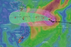 Bão số 8 giật cấp 14 trên Biển Đông