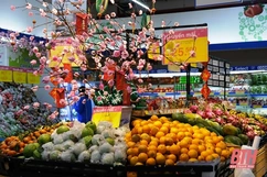 Nhiều mặt hàng giảm giá dịp Tết Nguyên đán Tân Sửu
