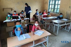 Nhiệt độ giảm sâu, trên 8.200 học sinh ở Mường Lát được nghỉ học tránh vao m88