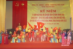 Những bông hoa đẹp dâng lên Đảng quang vinh và Bác Hồ kính yêu