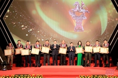 Tôn vinh doanh nhân và sản phẩm hàng hóa tiêu biểu tỉnh Thanh Hóa năm 2022