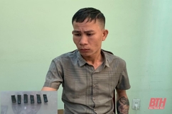 Bắt giữ đối tượng tàng trữ trái phép chất ma túy