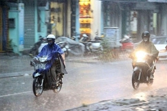 Ngày 18/11, mưa dông trên cả nước, đề phòng lốc sét và gió giật mạnh