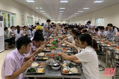 Tăng cường biện pháp bảo đảm an toàn thực phẩm đối với bếp ăn tập thể