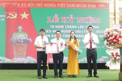 Trường Tiểu học Hoằng L ưu kỷ niệm 70 năm thành lập và  đón quyết định công nhận trường chuẩn Quốc gia mức độ 2