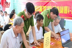 Giải quyết 96,54% hồ sơ dịch vụ công trực tuyến trên lĩnh vực lưu trú
