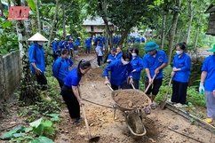 Huyện đoàn Bá Thước đẩy mạnh việc học và làm theo Bác