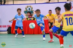 Vượt qua Đương kim vô địch, Đông Sơn xuất sắc vào chung kết lứa tuổi U10
