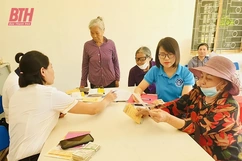 Tuyên truyền chi trả lương hưu, trợ cấp BHXH không dùng tiền mặt