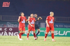 Điểm nhấn vòng 7 V.League 1: Sức trẻ giúp Đông Á Thanh Hóa độc chiếm ngôi đầu