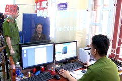 Giải quyết gần 1.300 hồ sơ cấp, đổi giấy phép lái xe tại công an cấp xã