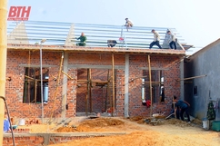 Những ngôi nhà nghĩa tình từ Chỉ thị 22 ở Quan Sơn