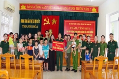 Thăm, tặng quà Trung tâm bảo trợ số 2 tỉnh Thanh Hoá