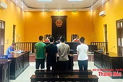 Bản án cho vợ chồng chủ quán karaoke về tội cướp tài sản