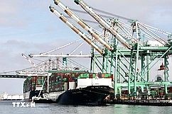Mỹ bắt đầu thông báo thuế quan với các nước, mức tiềm năng thấp nhất 20%