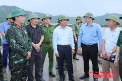 Bí thư Tỉnh ủy Nguyễn Doãn Anh kiểm tra công tác ứng phó với bão số 3