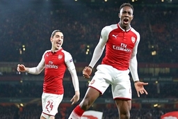 Arsenal vào tứ kết Cup châu Âu sau tám năm