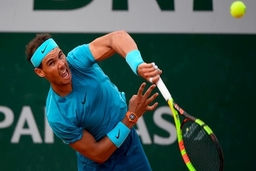 Nadal và Sharapova thắng ’tốc hành' tại Roland Garros 2018