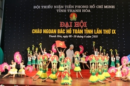 Những bông hoa trong vườn Bác