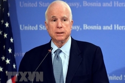 Các chính trị gia chia buồn trước sự ra đi của ông John McCain