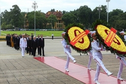 Lãnh đạo Đảng, Nhà nước vào Lăng viếng Chủ tịch Hồ Chí Minh