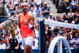 Nadal, Serena vượt khó vào tứ kết Mỹ mở rộng 2018