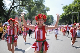 Ngày 13-4: Carnival đường phố sôi động tại Lễ hội Du lịch biển Sầm Sơn 2019