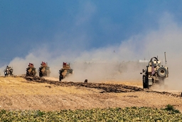 Lãnh đạo Thổ Nhĩ Kỳ, Mỹ điện đàm về “vùng an toàn” ở Syria