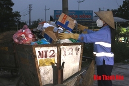 Lặng thầm nghề làm sạch phố phường