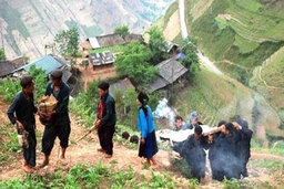 Triển khai công tác tuyên truyền thực hiện nếp sống văn hóa trong tang lễ vùng đồng bào Mông, giai đoạn 2021-2025